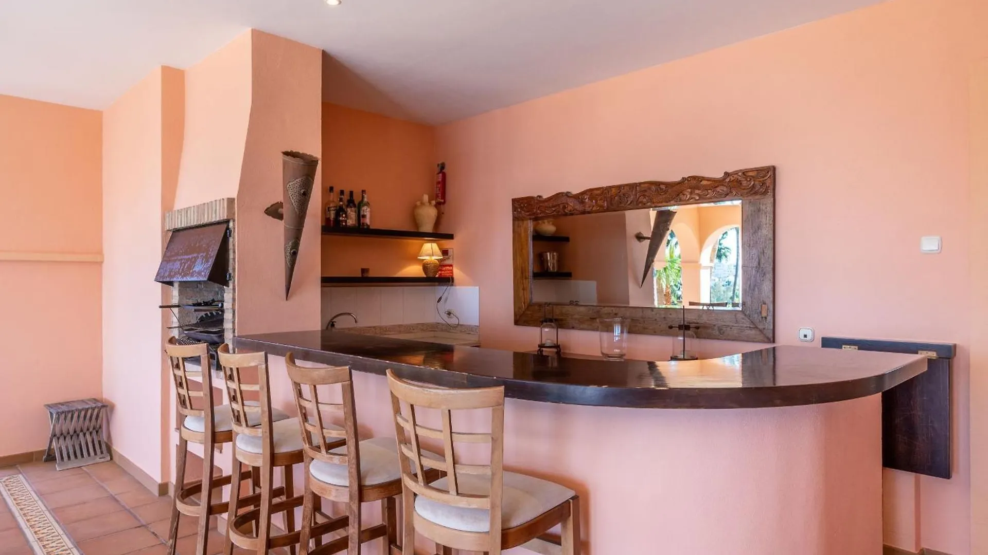 Beachside Villa With Panoramic Sea Views Benalmadena