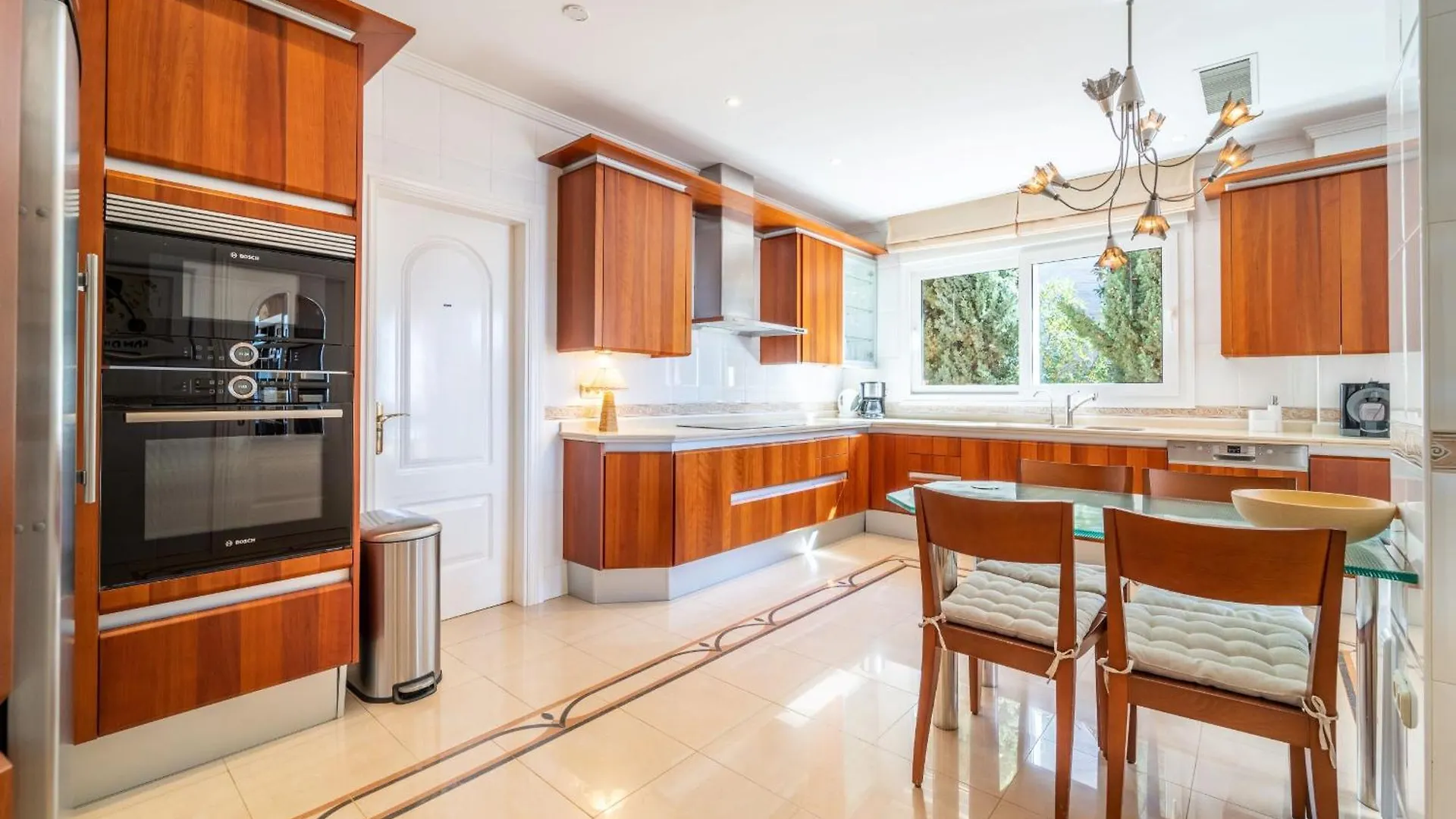 Beachside Villa With Panoramic Sea Views Benalmadena 0*,