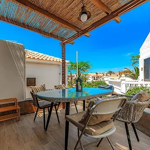 deluxe-bungalow-perla-del-sur.in-canary-islands.com/