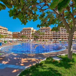 villa-in-compostella-beach-playa-de-las-americas-front.tenerifehoteles.net/