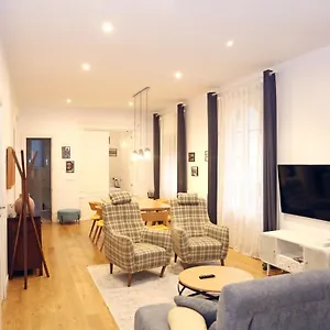 piso-exclusivo-frente-al-casco-viejo.bilbaohotelsspain.com/